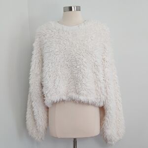 Arizona Jean Company Fluffy Faux Fur Cream Pull Over Sweater/Size XL